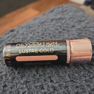 Revolution Lustre Gold Liquid Highlighter